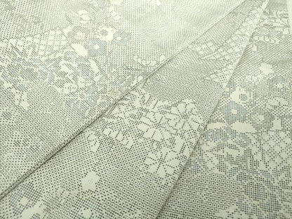 平和屋着物●本場大島紬　白大島　9マルキ　120亀甲　几帳花文　正絹　逸品　未使用　DABH9867ps
