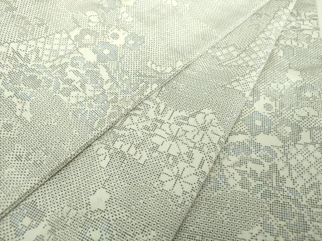 平和屋着物●本場大島紬　白大島　9マルキ　120亀甲　几帳花文　正絹　逸品　未使用　DABH9867ps