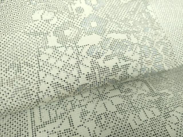 平和屋着物●本場大島紬　白大島　9マルキ　120亀甲　几帳花文　正絹　逸品　未使用　DABH9867ps
