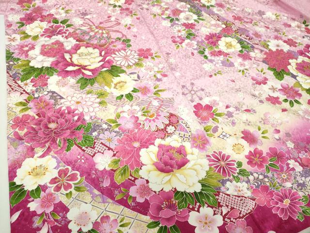 平和屋着物●豪華振袖　刺繍　枝垂れ桜　花手毬熨斗文　暈し染め　金彩　銀通し地　正絹　逸品　DABH9869ps