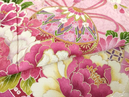 平和屋着物●豪華振袖　刺繍　枝垂れ桜　花手毬熨斗文　暈し染め　金彩　銀通し地　正絹　逸品　DABH9869ps