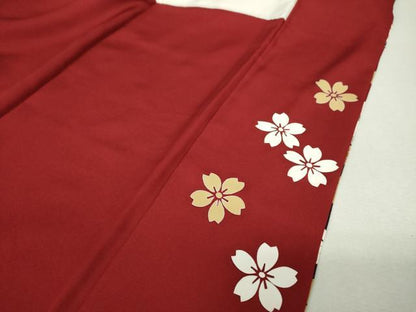 平和屋着物●豪華振袖　駒刺繍　舞蝶花文　金彩　正絹　逸品　DABH9874ps
