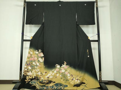 平和屋着物●皇室デザイナー　中村乃武夫　黒留袖　刺繍　流水秋草文　暈し染め　金彩　正絹　逸品　DABH9880ps