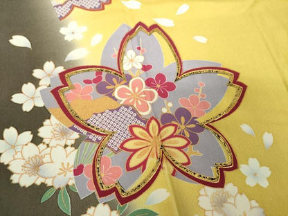 平和屋着物●豪華振袖　駒刺繍　舞桜　暈し染め　金彩　正絹　逸品　DABH9916ps