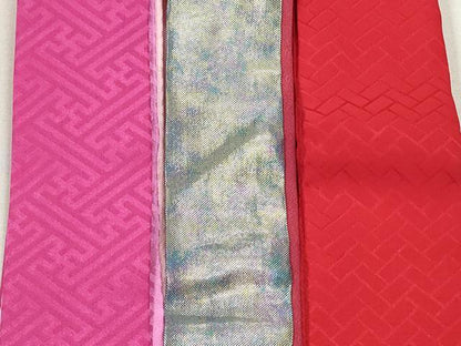 平和屋着物▼和装小物　重ね衿・伊達衿まとめて20点　紗綾形　花蝶文　檜垣　舞桜　折り鶴　金銀糸　未使用あり　逸品　DABI0422xg