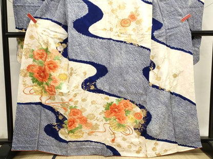 平和屋着物■豪華振袖　駒刺繍　絞り　花籠文　暈し染め　金彩　正絹　逸品　DABI0551cd