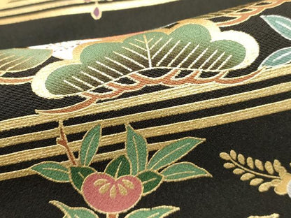 平和屋着物■豪華黒留袖　横段飛鶴松文　松寿　金彩　正絹　逸品　DABI0553cd