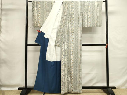 平和屋着物■小紋　花間道　鬼しぼ縮緬　洗える着物　DABI0580cd