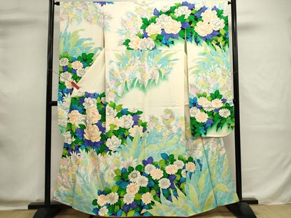 平和屋着物■豪華振袖　駒刺繍　草花文　牡丹　暈し染め　銀彩　正絹　逸品　DABI0606cd