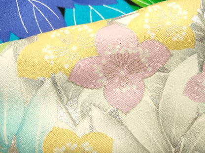 平和屋着物■豪華振袖　駒刺繍　草花文　牡丹　暈し染め　銀彩　正絹　逸品　DABI0606cd