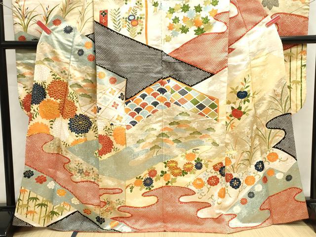 平和屋着物■豪華振袖　駒刺繍　草花文　金彩　正絹　逸品　DABI0618cd