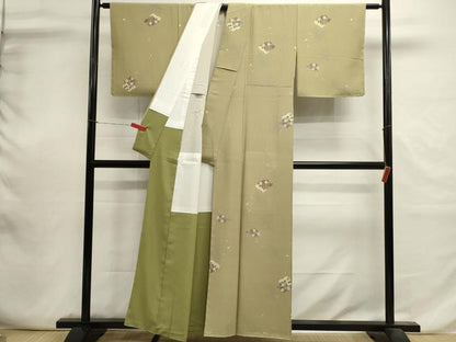 平和屋着物■上質な小紋　舞花文　金彩　胴抜き仕立て　正絹　逸品　未使用　DABI0671cd