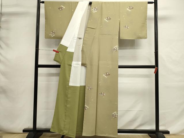 平和屋着物■上質な小紋　舞花文　金彩　胴抜き仕立て　正絹　逸品　未使用　DABI0671cd
