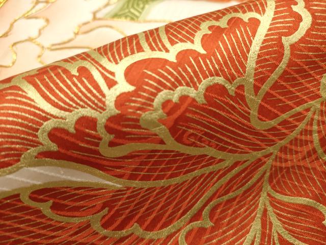 平和屋着物■豪華振袖　駒刺繍　花唐草文　牡丹　金彩　正絹　逸品　DABI0674cd
