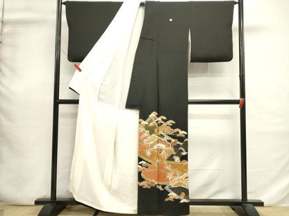 平和屋着物■豪華黒留袖　駒刺繍　松　宝尽くし　金彩　正絹　逸品　DABI0680cd