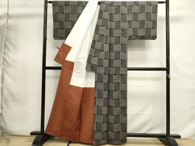 平和屋着物■上質な紬　亀甲格子　黒地　正絹　逸品　DABI0744cd