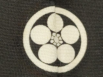 平和屋着物■豪華黒留袖　駒刺繍　籬蔦の葉松文　金彩　正絹　逸品　DABI0825cd