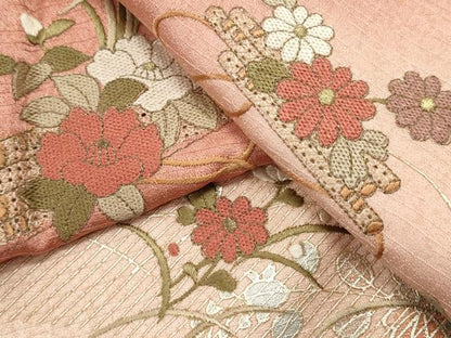 平和屋着物■中国三大刺繍　スワトウ刺繍　汕頭刺繍　訪問着　草花文　暈し染め　銀彩　鈴乃屋扱い　正絹　逸品　DABI0870cd