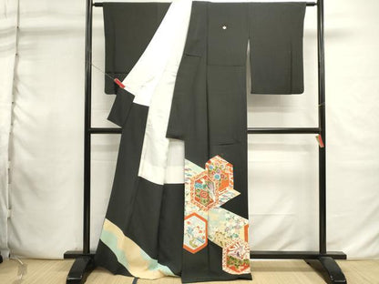 平和屋着物■豪華黒留袖　亀甲花鳥文　正絹　逸品　DABI0909cd