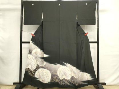 平和屋着物■豪華黒留袖　駒刺繍　孔雀文　暈し染め　金彩　正絹　逸品　DABI0915cd