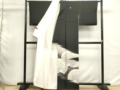 平和屋着物■豪華黒留袖　駒刺繍　孔雀文　暈し染め　金彩　正絹　逸品　DABI0915cd