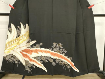 平和屋着物■豪華黒留袖　駒刺繍　草葉文　金彩　正絹　逸品　DABI0950cd