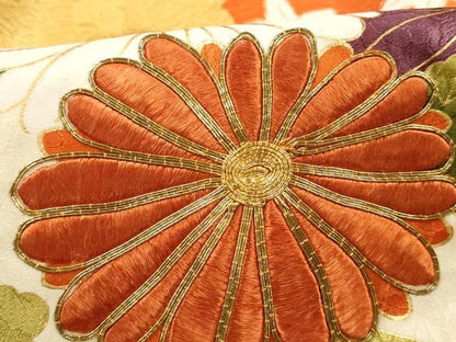 平和屋着物■豪華振袖　駒刺繍　雪芝花文　金彩　正絹　逸品　DABI1586qa