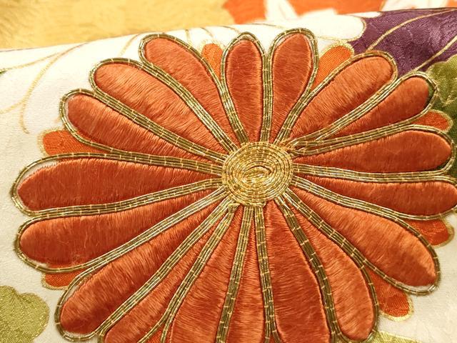平和屋着物■豪華振袖　駒刺繍　雪芝花文　金彩　正絹　逸品　DABI1586qa