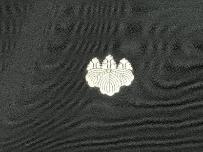 平和屋着物■豪華黒留袖　孔雀花松文　金彩　正絹　逸品　DABI1622qa