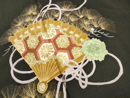 平和屋着物■豪華黒留袖　駒刺繍　流水檜扇文　松竹梅　金銀彩　正絹　逸品　DABI1713qa