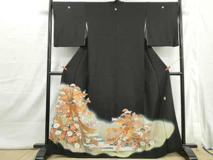 平和屋着物■豪華黒留袖　作家物　駒刺繍　束ね熨斗花松文　暈し染め　金銀彩　正絹　逸品　DABI1727qa