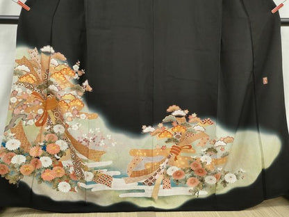 平和屋着物■豪華黒留袖　作家物　駒刺繍　束ね熨斗花松文　暈し染め　金銀彩　正絹　逸品　DABI1727qa