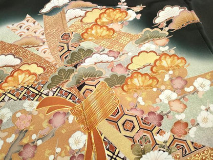 平和屋着物■豪華黒留袖　作家物　駒刺繍　束ね熨斗花松文　暈し染め　金銀彩　正絹　逸品　DABI1727qa