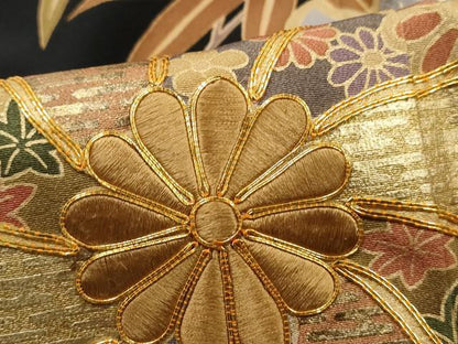 平和屋着物■豪華黒留袖　作家物　駒刺繍　雪輪笹花文　暈し染め　金彩　正絹　逸品　DABI1728qa