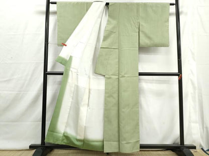平和屋着物■上質な色無地　柳色　伝統工芸品越後生紬　反端付き　正絹　逸品　DABI1768qa