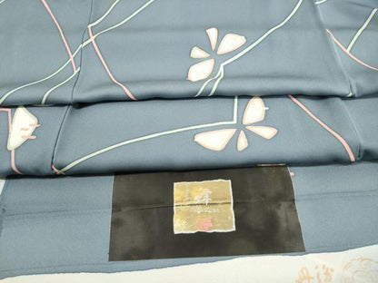 平和屋着物■上質な小紋　舞蝶文　金彩　反端付き　正絹　逸品　DABI1782qa