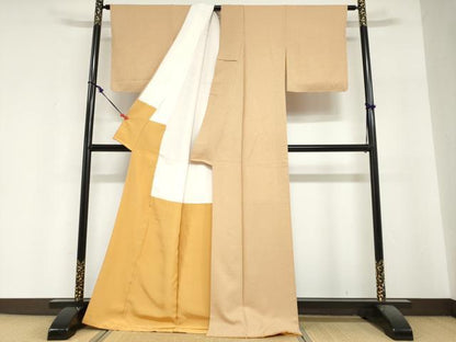 平和屋着物●上質な色無地　霞地紋　雄黄色　正絹　逸品　DABI2054ud