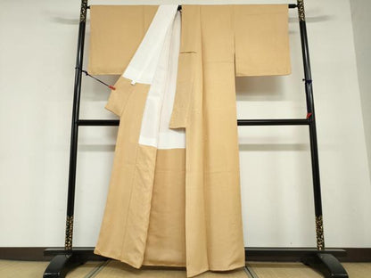 平和屋着物●上質な色無地　草花地紋　淡香色　正絹　逸品　DABI2077ud