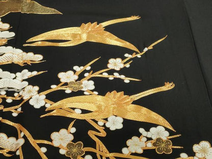 平和屋着物●豪華黒留袖　駒刺繍　飛鶴花文　金彩　正絹　逸品　DABI2093ud