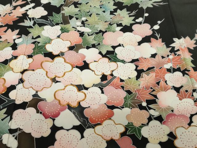 平和屋着物●豪華黒留袖　駒刺繍　流水草花籬文　金彩　無落款　正絹　逸品　DABI2097ud