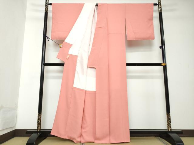 平和屋着物●上質な色無地　甚三紅色　正絹　逸品　未使用　DABI2128ud