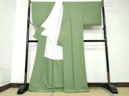 平和屋着物●上質な色無地　松葉色　正絹　逸品　DABI2160ud