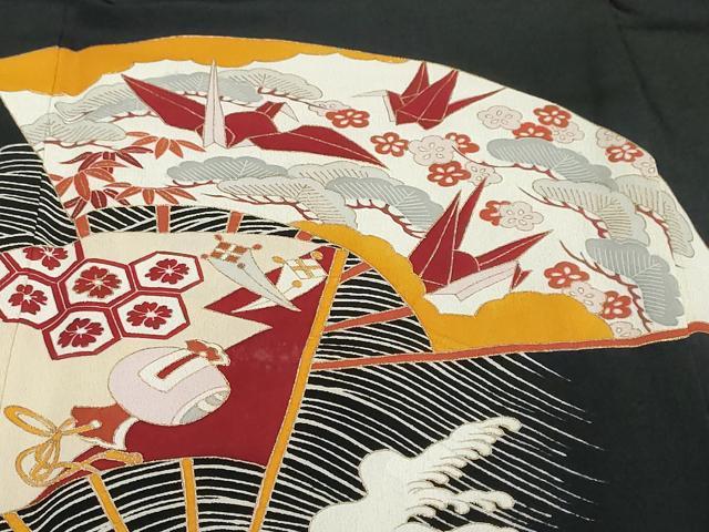 平和屋着物●豪華黒留袖　扇面宝尽くし折り鶴文　金彩　正絹　逸品　DABI2229ud