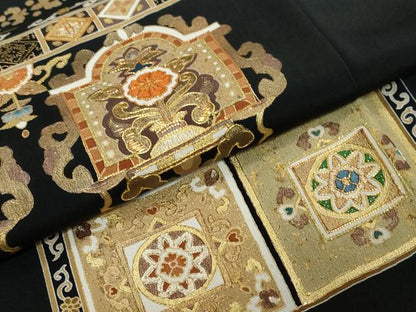 平和屋着物●創業460年・千總　黒留袖　駒刺繍　竹屋町刺繍　吉祥花文　金彩　高島屋扱い　正絹　逸品　DABI2237ud