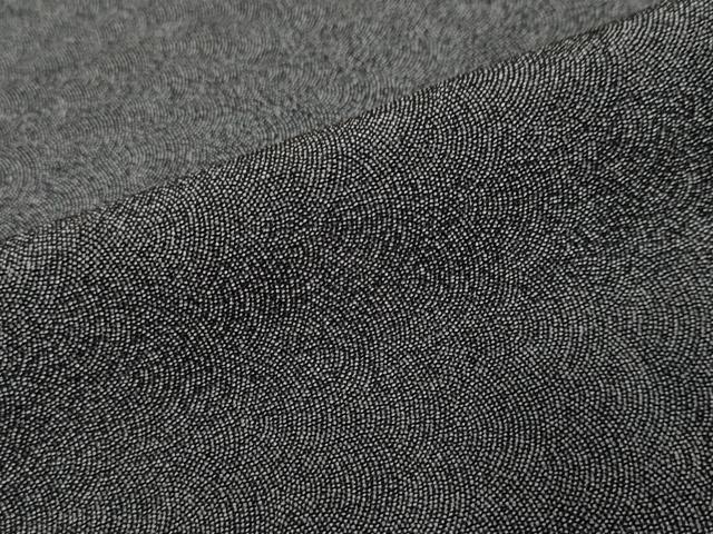 平和屋着物●鈴木秋治　江戸小紋　鮫小紋柄　黒地　正絹　逸品　DABI2238ud