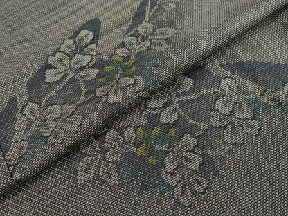 平和屋着物●本場大島紬　9マルキ　草花文　正絹　逸品　DABI2245ud