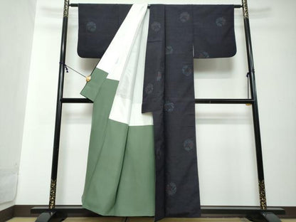 平和屋着物●結城紬　120亀甲　飛び亀甲柄　草花丸文　正絹　逸品　DABI2250ud