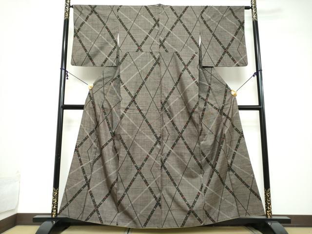 平和屋着物●本場大島紬　7マルキ　花唐草文　三越扱い　正絹　逸品　DABI2275ud