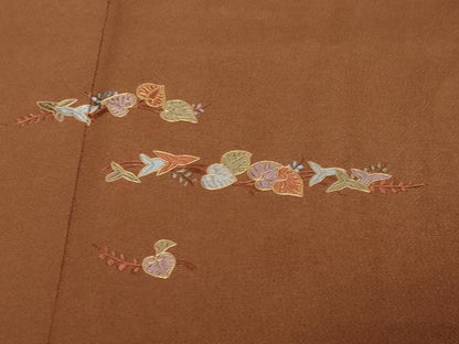 平和屋着物●訪問着　総刺繍　駒刺繍　枝葉文　鬼しぼ縮緬　正絹　逸品　DABI2276ud