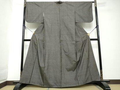 平和屋着物●本場大島紬　薩摩結城　縞　正絹　逸品　DABI2287ud
